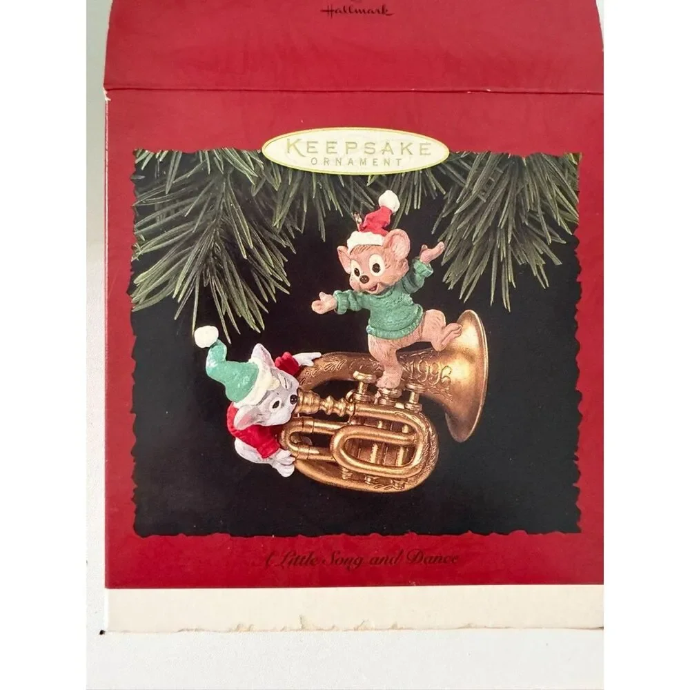 hallmark Keepsake ornament A Little song and Dance